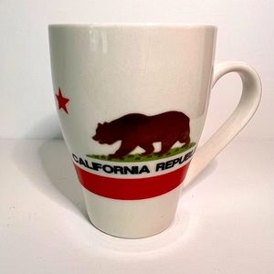 California Republic Coffee Mug w Classic Recognizable State Bear Logo